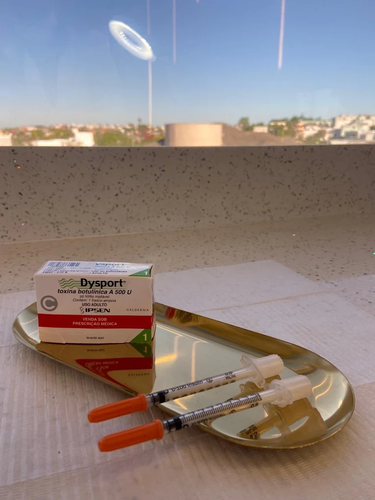 Produtos e materiais utilizados nos procedimentos da Melloclinic